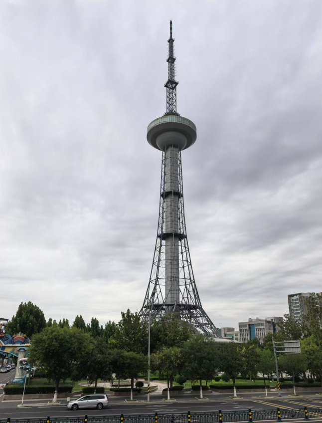 一场雨让人觉得原来秋天也快过完了